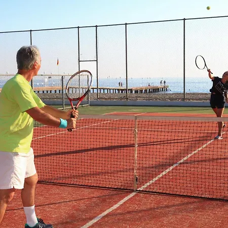 Semesteranläggning (resort) Labranda Alantur