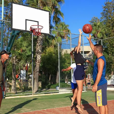 Üdülőközpont Labranda Alantur 5*